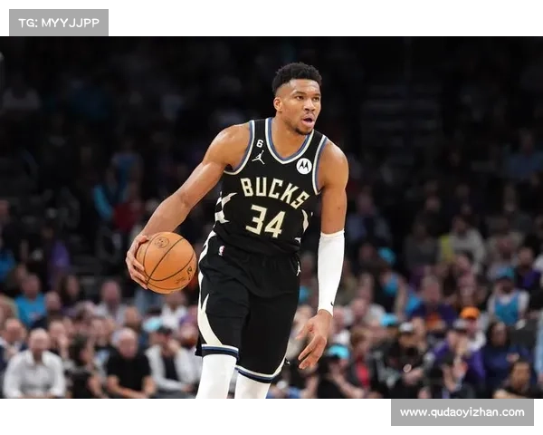 4月6日NBA热火主场大战雄鹿,热火队防守端强硬,雄鹿队进攻出色 4月6日NBA热火主场大战雄鹿,热火队防守端强硬,雄鹿队进攻出色