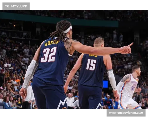NBA极致的镜头语言—1战胜掘金 詹姆斯离场拒绝拥抱 NBA极致的镜头语言—1战胜掘金 詹姆斯离场拒绝拥抱